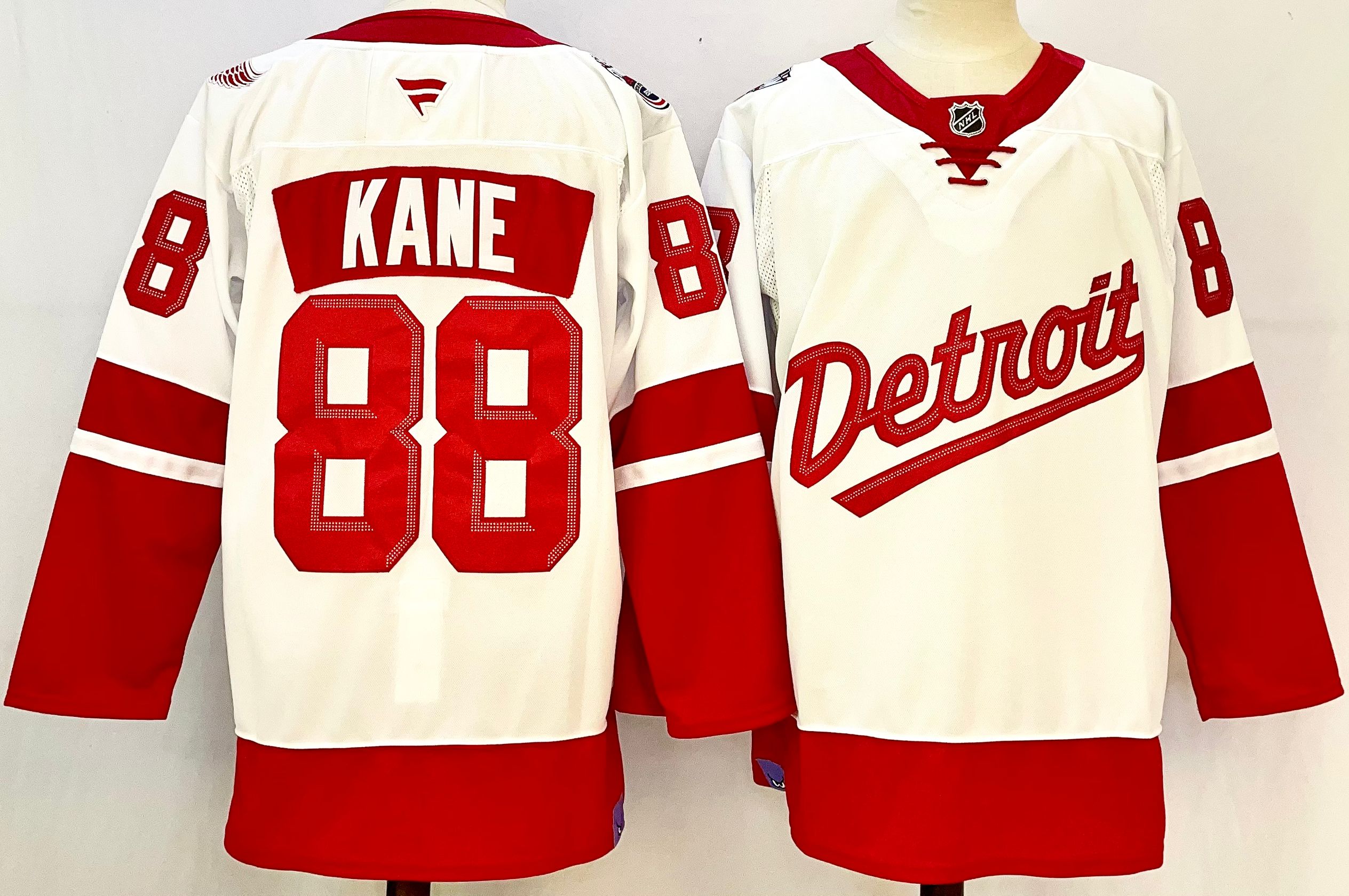 Men's Detroit Red Wings #88 Patrick Kane White/Red 2024-25 Stitched Jersey Men's Detroit Red Wings #88 Patrick Kane White/Red 2024-25 Stitched Jersey