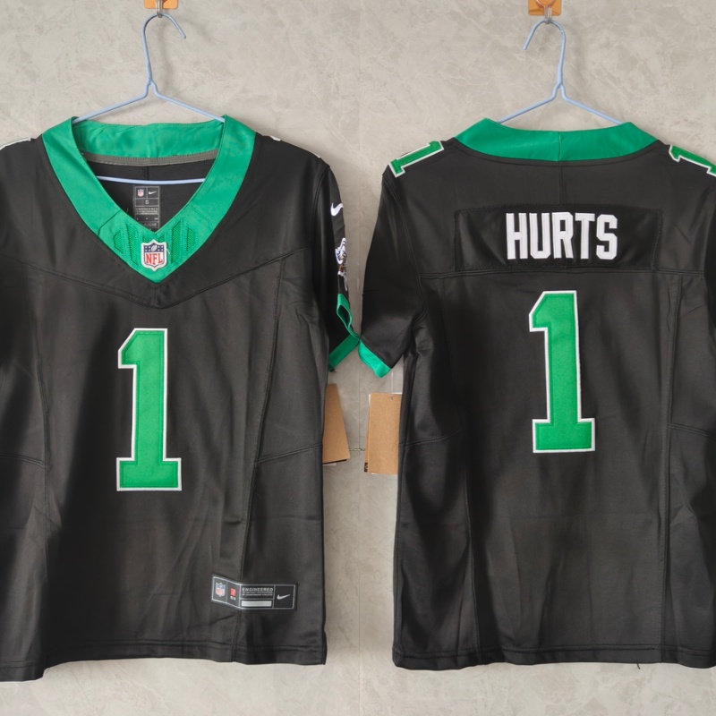 Women's Philadelphia Eagles #1 Jalen Hurts Black F.U.S.E. Throwback Vapor Untouchable Limited Stitched Football Jersey(Run Small)