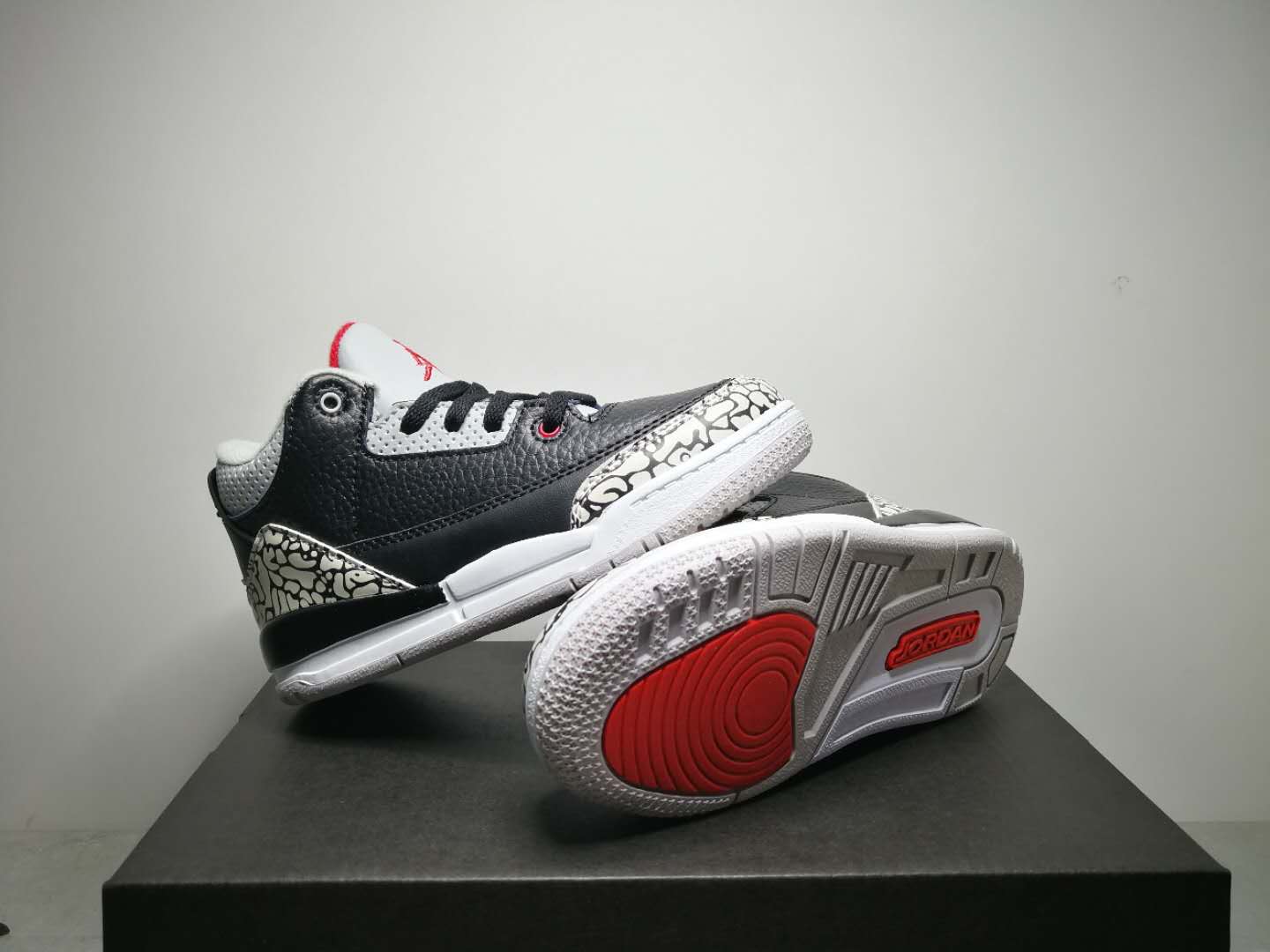Youth Running weapon Super Quality Air Jordan 3 Shoes 004