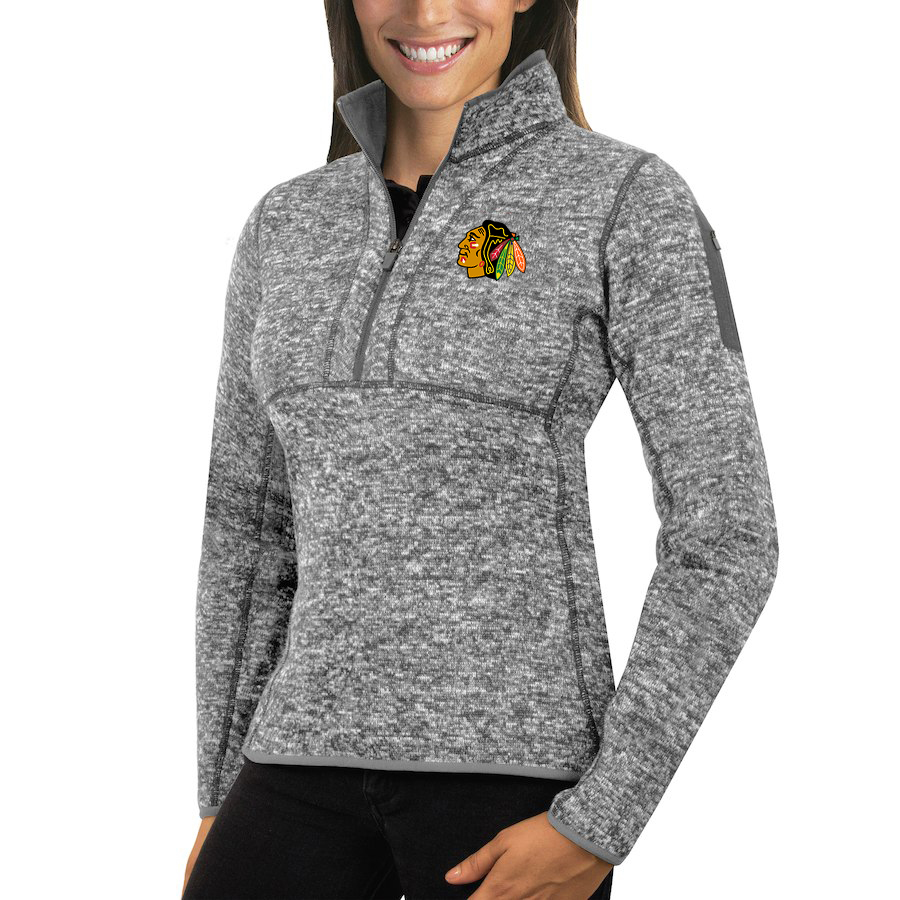 Chicago Blackhawks Antigua Women's Fortune 1/2-Zip Pullover Sweater Black