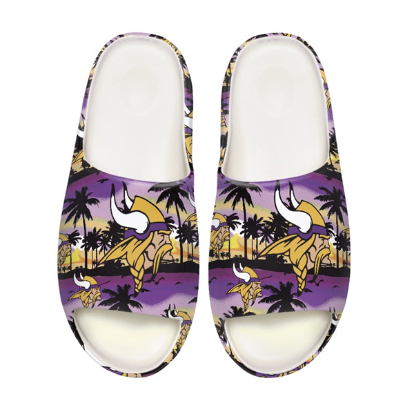 Women's Minnesota Vikings Yeezy Slippers/Shoes 001