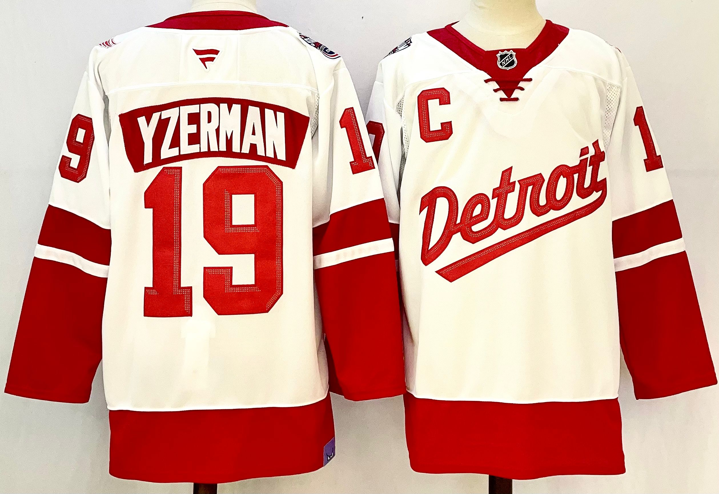 Men's Detroit Red Wings #19 Steve Yzerman White/Red 2024-25 With C Patch Stitched Jersey Men's Detroit Red Wings #19 Steve Yzerman White/Red 2024-25 With C Patch Stitched Jersey